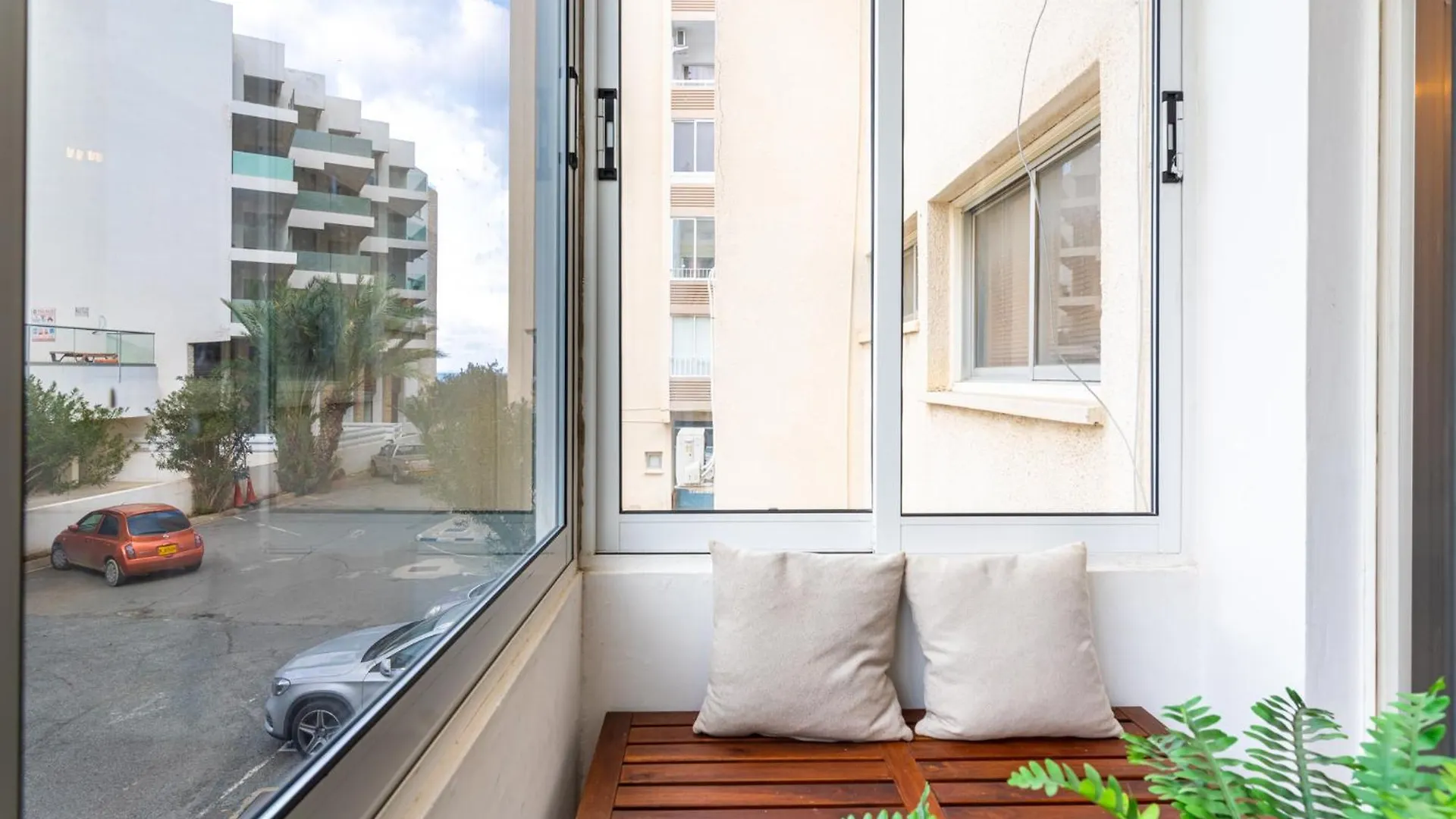 Amaracus 1-Bedroom In Larnaca 0*,  Cypr